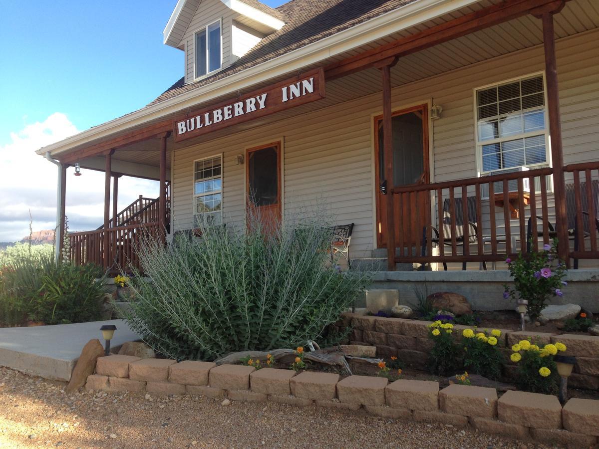 Bullberry Inn Bed & Breakfast Tropic Esterno foto